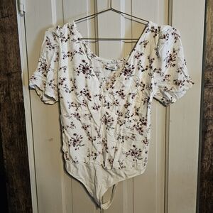 Floral V-Neck Puff Sleeve Bodysuit - White with Pink Floral